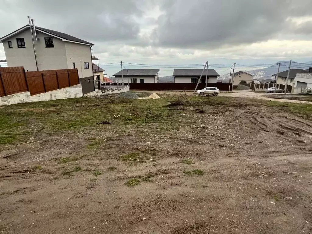 Участок в Крым, Алушта муниципальный округ, с. Лучистое пер. Волшебный ... - Фото 1