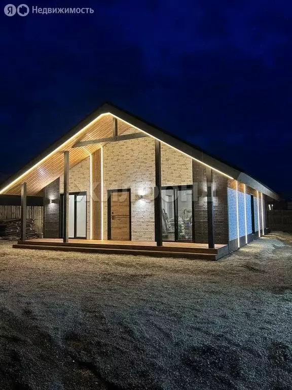 Дом в Усть-Абаканский район, село Калинино (141 м) - Фото 1