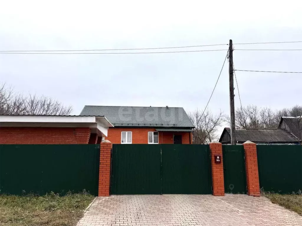 Дом в Тульская область, Узловский район, Смородинское с/пос, д. ... - Фото 1