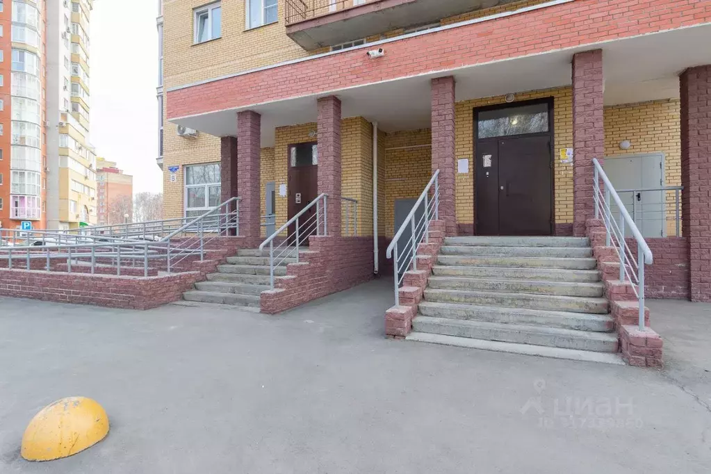 Студия Омская область, Омск ул. Ватутина, 12 (38.0 м) - Фото 1