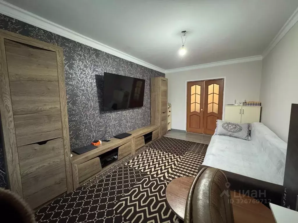 3-к кв. Кабардино-Балкария, Нальчик Нартановская ул. (69.2 м) - Фото 1