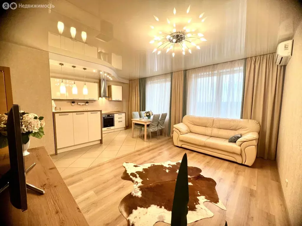 3-комнатная квартира: Екатеринбург, улица Краснолесья, 95 (78.1 м) - Фото 1