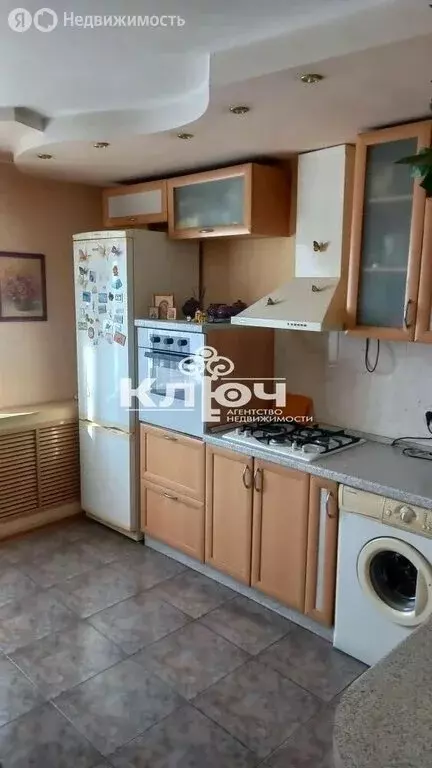 3-комнатная квартира: Стерлитамак, улица Гоголя, 2Д (78.2 м) - Фото 1