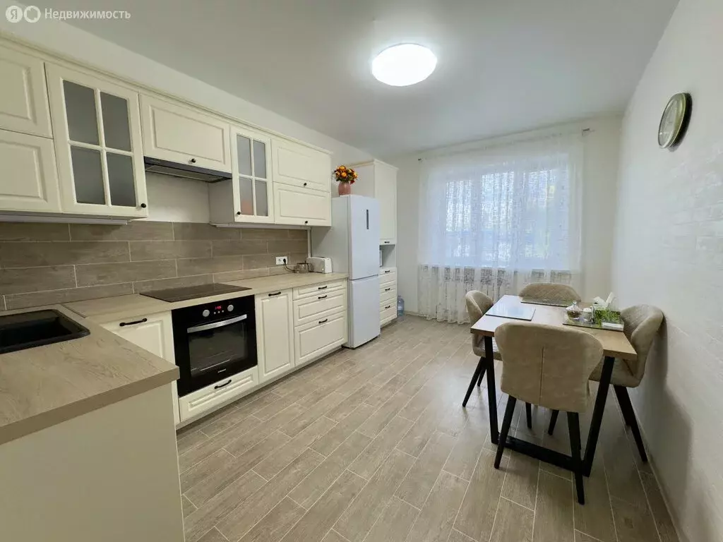 2-комнатная квартира: Тверь, улица Хромова, 27к2 (66.7 м) - Фото 0