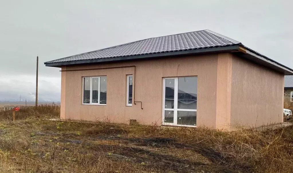 Дом в Оренбургская область, Оренбург Оренбургская ул. (75 м) - Фото 1