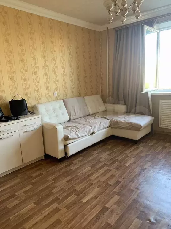 1-к. квартира, 40 м, 7/9 эт. - Фото 0