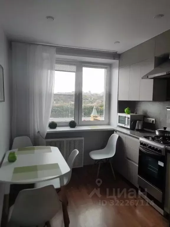 2-к кв. Нижегородская область, Нижний Новгород Совнаркомовская ул., 26 ... - Фото 0