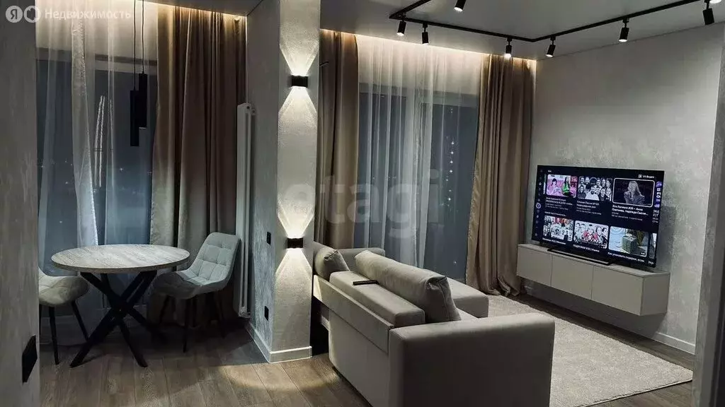 2-комнатная квартира: Барнаул, улица имени В.Т. Христенко, 2к3 (37 м) - Фото 1