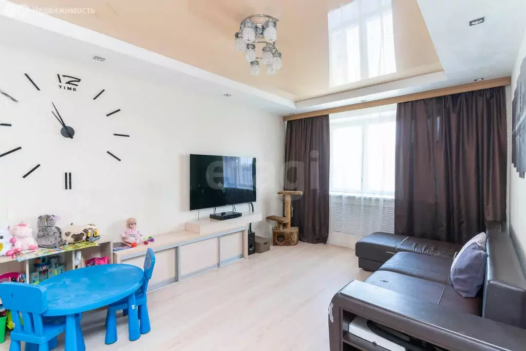 2-комнатная квартира: Тюмень, Широтная улица, 165к2 (100.6 м) - Фото 1