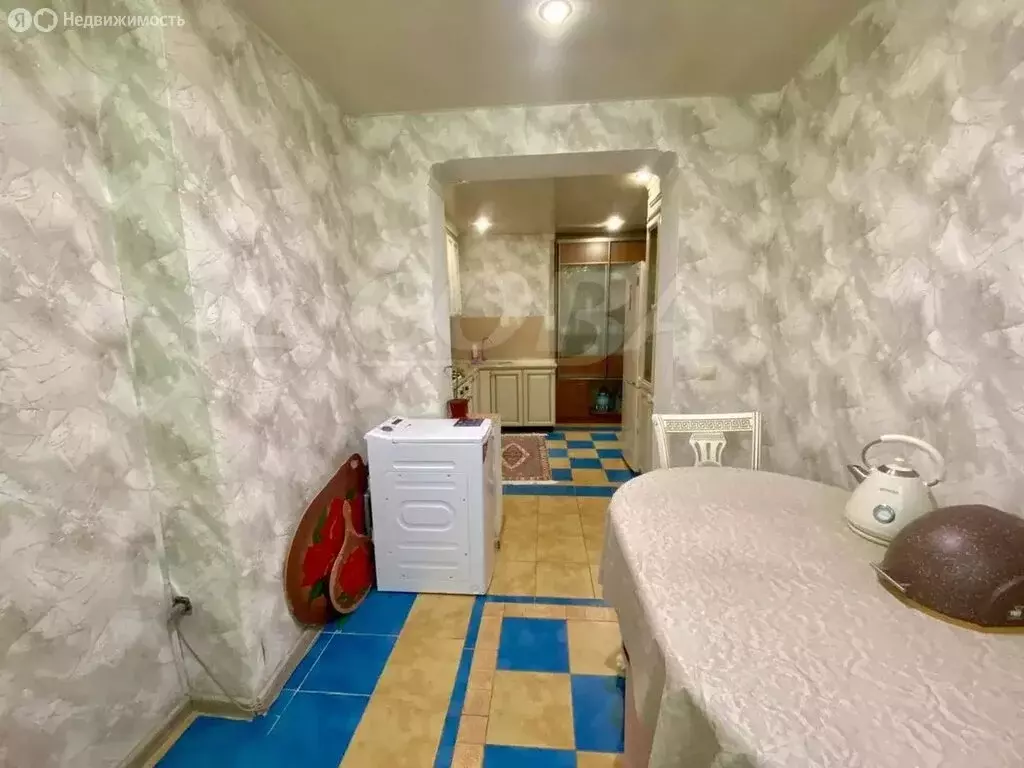 3-комнатная квартира: Махачкала, микрорайон Научный Городок, улица ... - Фото 1