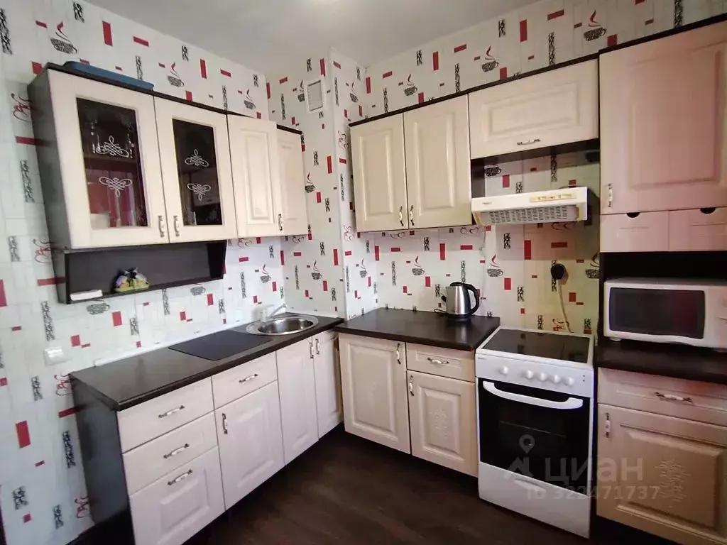 2-к кв. Алтайский край, Белокуриха Советская ул., 9 (68.0 м) - Фото 1