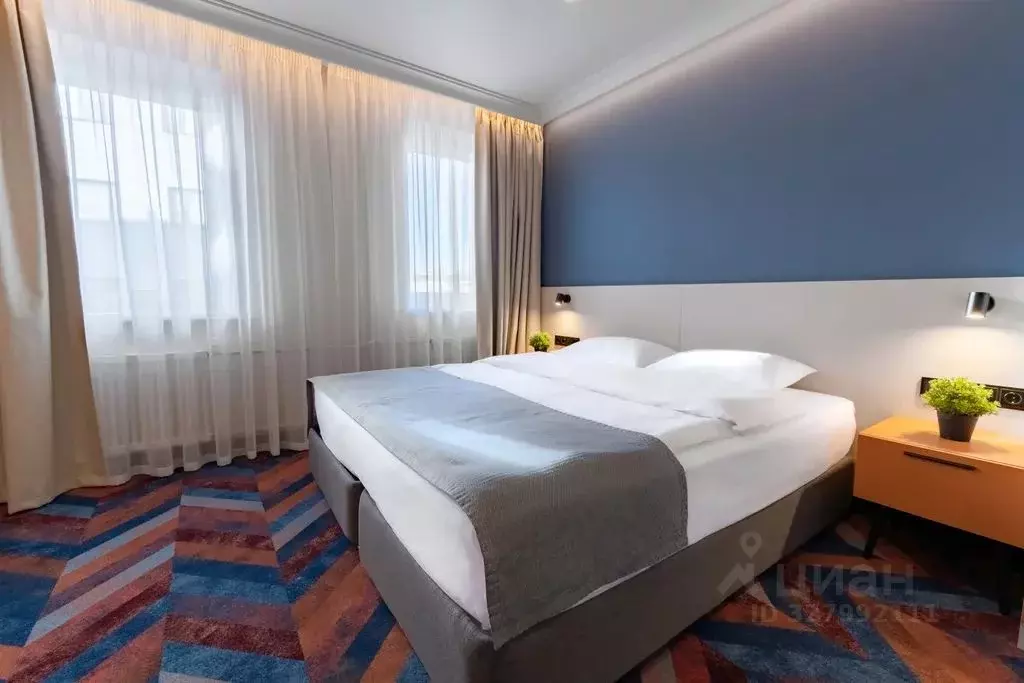 Комната Москва ул. Усачева, 35С1 - Фото 1