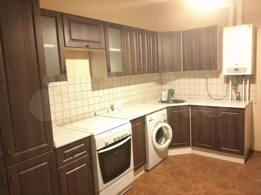 1-к. квартира, 48 м, 4/4 эт. - Фото 0