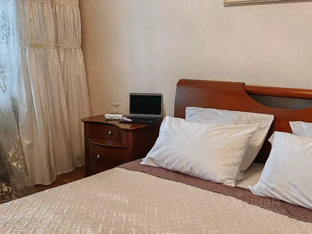 2-к кв. Ульяновская область, Ульяновск ул. Радищева, 143к1 (60.0 м) - Фото 1