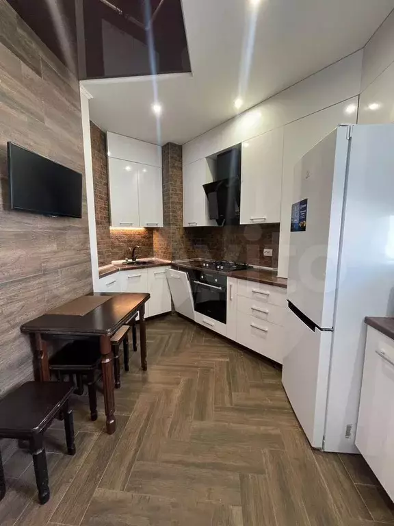 2-к. квартира, 35 м, 7/9 эт. - Фото 0