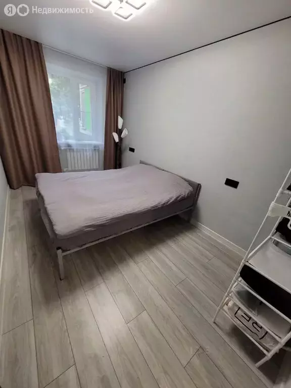 3-комнатная квартира: Таганрог, улица Ново-Ватутина, 17 (54 м) - Фото 0
