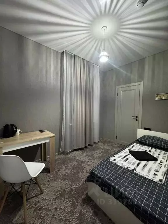 Комната Оренбургская область, Бугуруслан Революционная ул., 40 - Фото 2