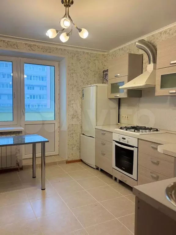 1-к. квартира, 39 м, 6/10 эт. - Фото 1