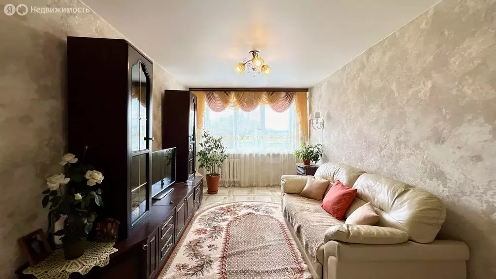 3-комнатная квартира: посёлок Левженский, Центральная улица, 4 (62 м) - Фото 1