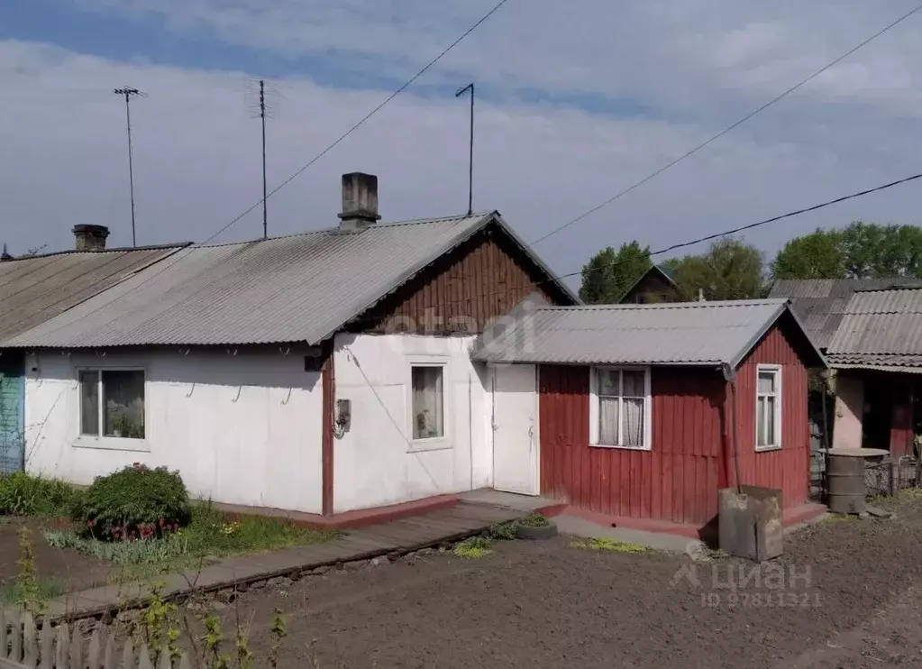 Дом в Кемеровская область, Киселевск ул. Калинина, 32-2 (92 м) - Фото 0