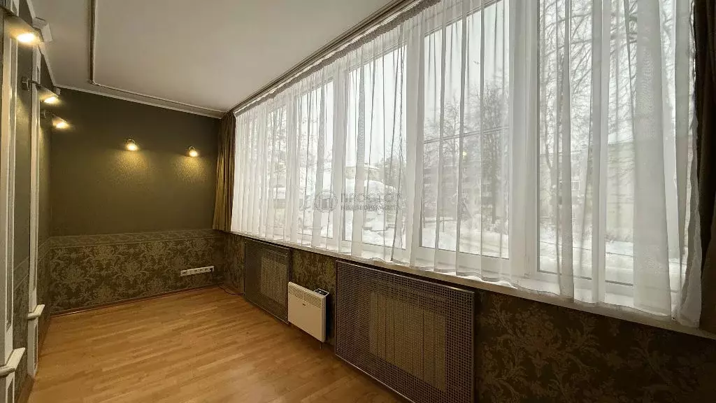 Продается 3-комнатная квартира - Фото 1