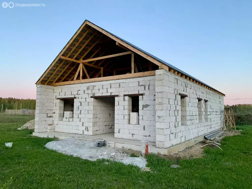 Дом в Тюменский район, деревня Ушакова (130 м) - Фото 0