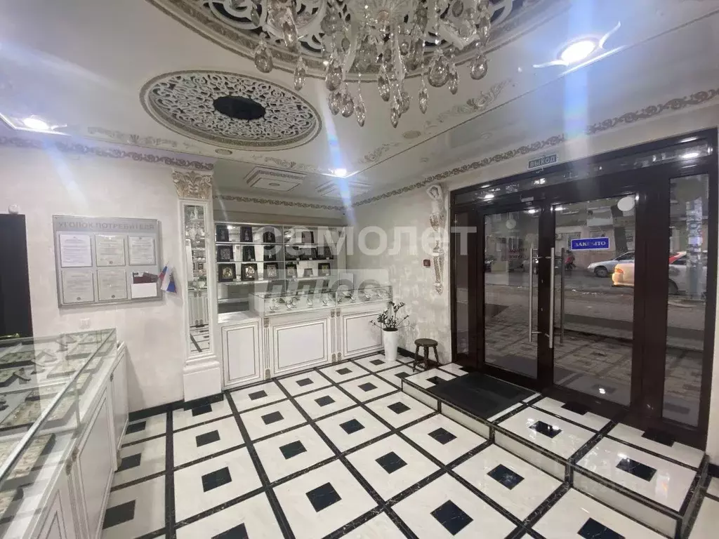 Торговая площадь в Краснодарский край, Туапсе ул. Маршала Жукова, 22 ... - Фото 2