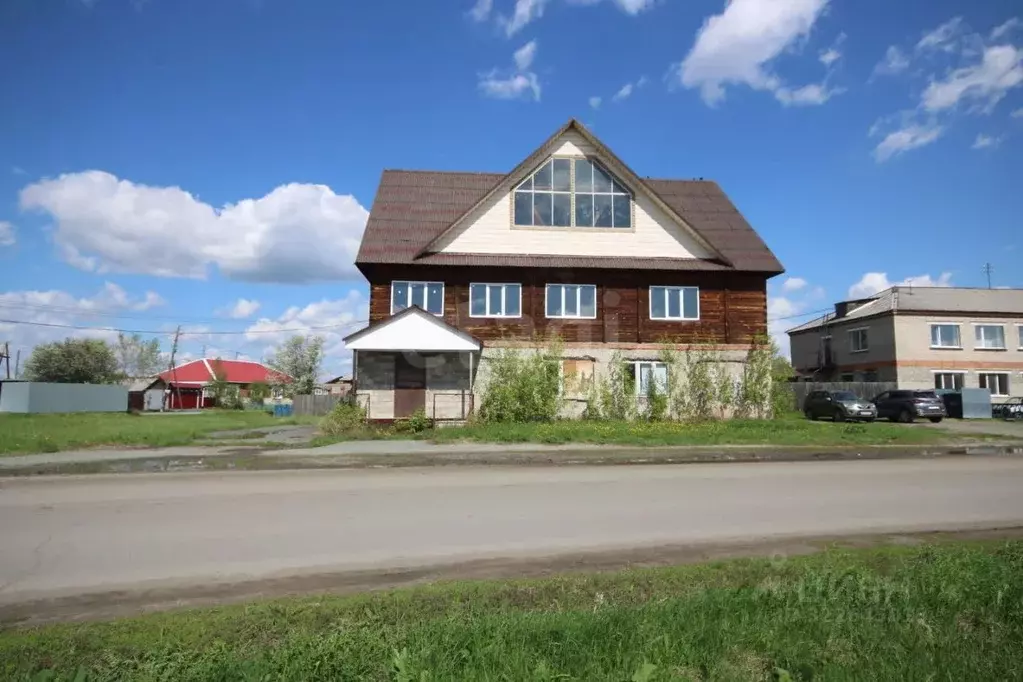 Помещение свободного назначения в Свердловская область, с. Туринская ... - Фото 1