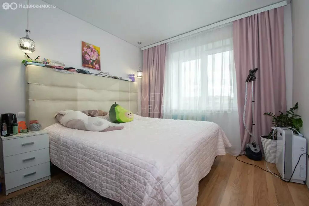 3-комнатная квартира: Тюмень, улица Николая Чаплина, 125 (65.8 м) - Фото 2
