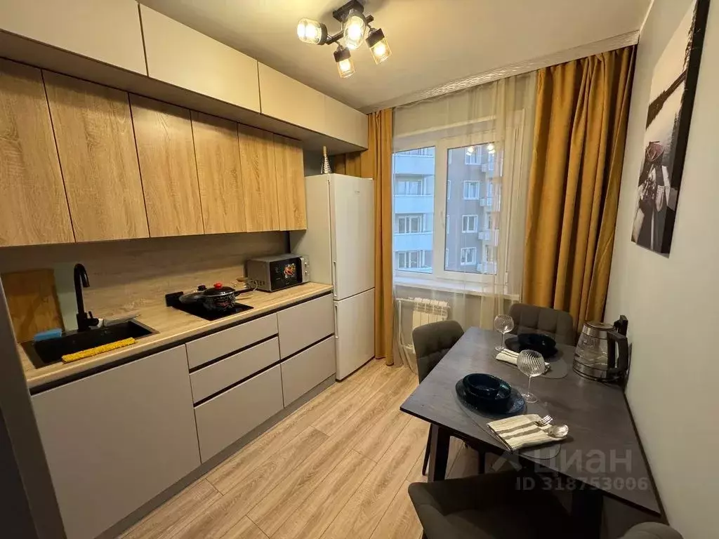 2-к кв. Приморский край, Артем ул. Кирова, 74/1 (47.0 м) - Фото 0