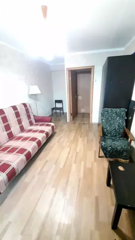 Комната 18 м в 3-к., 1/5 эт. - Фото 0