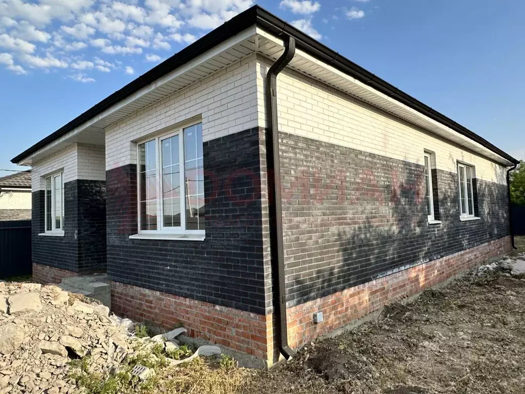 Дом в Ростовская область, Ростов-на-Дону Сосновая ул. (120 м) - Фото 1