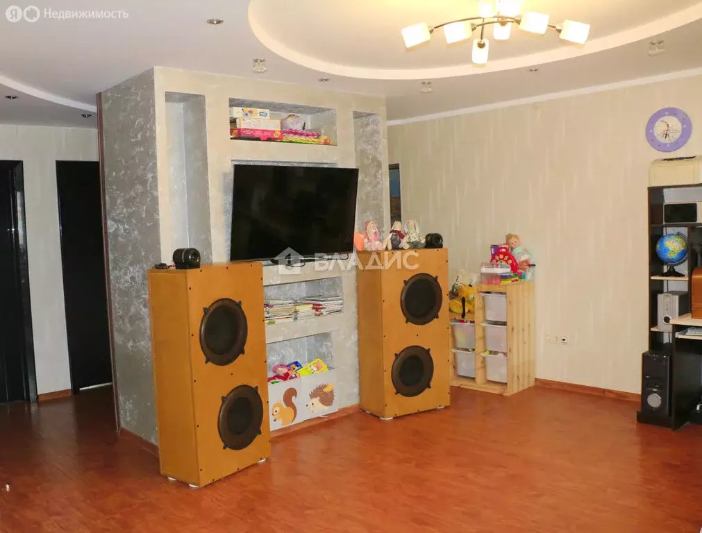 3-комнатная квартира: Пермь, улица Тургенева, 16 (63.8 м) - Фото 0
