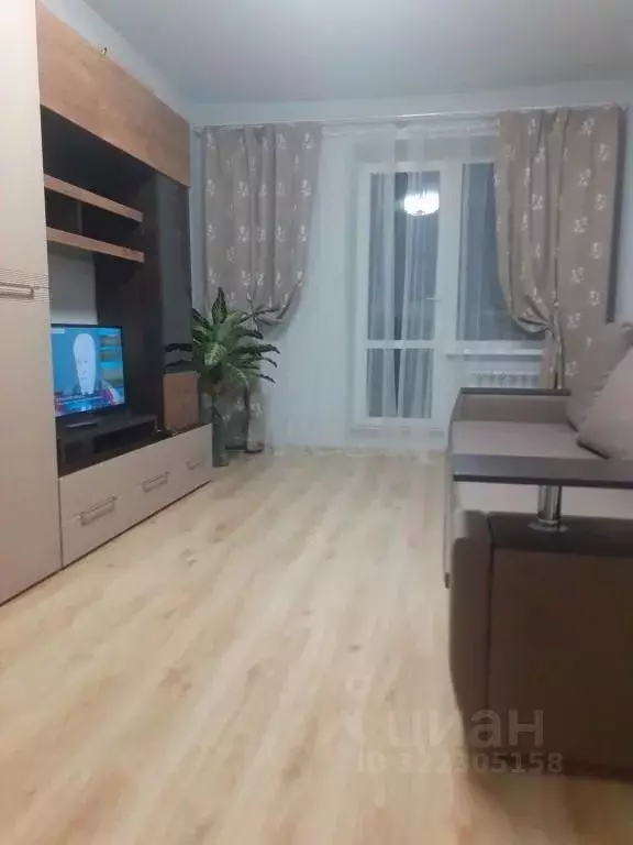 2-к кв. Белгородская область, Старый Оскол Центральный мкр, 1 (57.0 м) - Фото 2