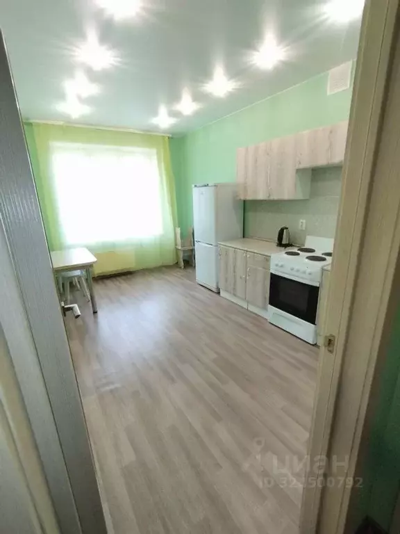 2-к кв. Тюменская область, Тюмень Ставропольская ул., 97к2 (54.0 м) - Фото 1