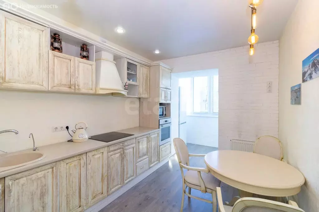 1-комнатная квартира: Тюмень, улица Революции, 228к4 (37.5 м) - Фото 1