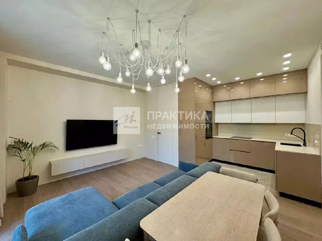 Продается 3-комнатная квартира - Фото 1