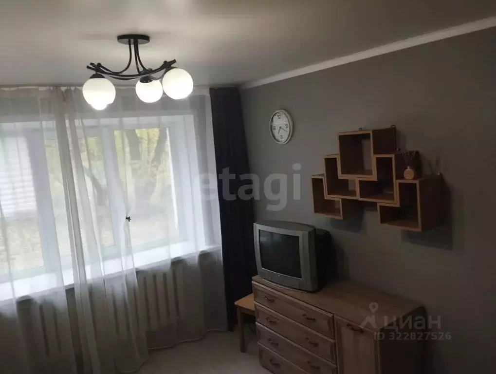 Комната Калужская область, Калуга ул. Веры Андриановой, 26 (13.3 м) - Фото 2