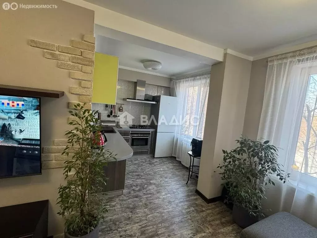 3-комнатная квартира: Москва, Клинская улица, 3 (56.5 м) - Фото 2