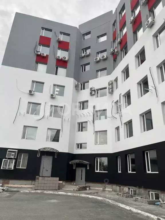 Офис в Тюменская область, Тюмень ул. Республики, 250Б (320 м) - Фото 1