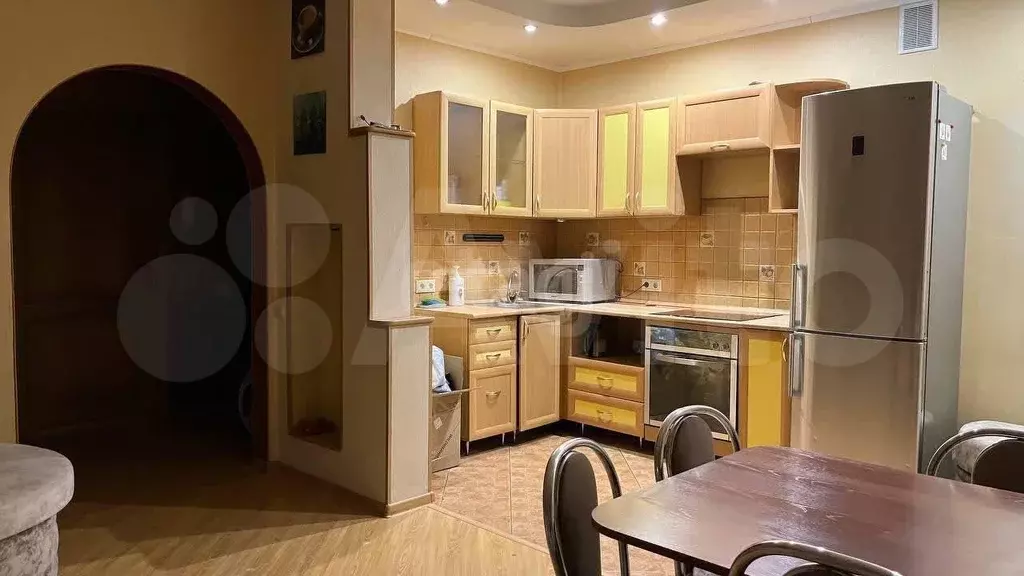 2-к. квартира, 60 м, 7/10 эт. - Фото 0