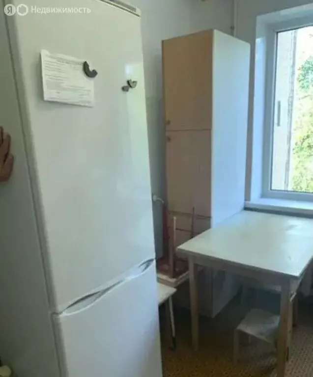 3-комнатная квартира: Магнитогорск, проспект Карла Маркса, 194 (65 м) - Фото 1