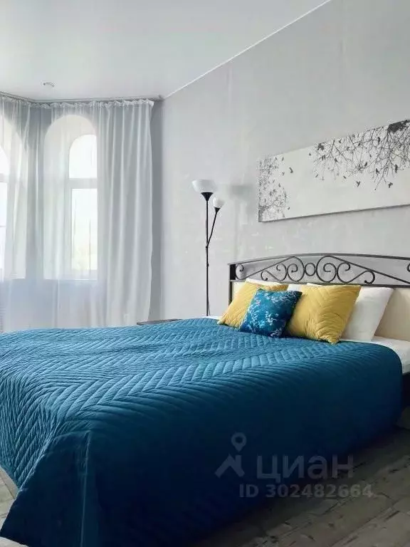 2-к кв. Псковская область, Псков Октябрьский просп., 19 (55.0 м) - Фото 0
