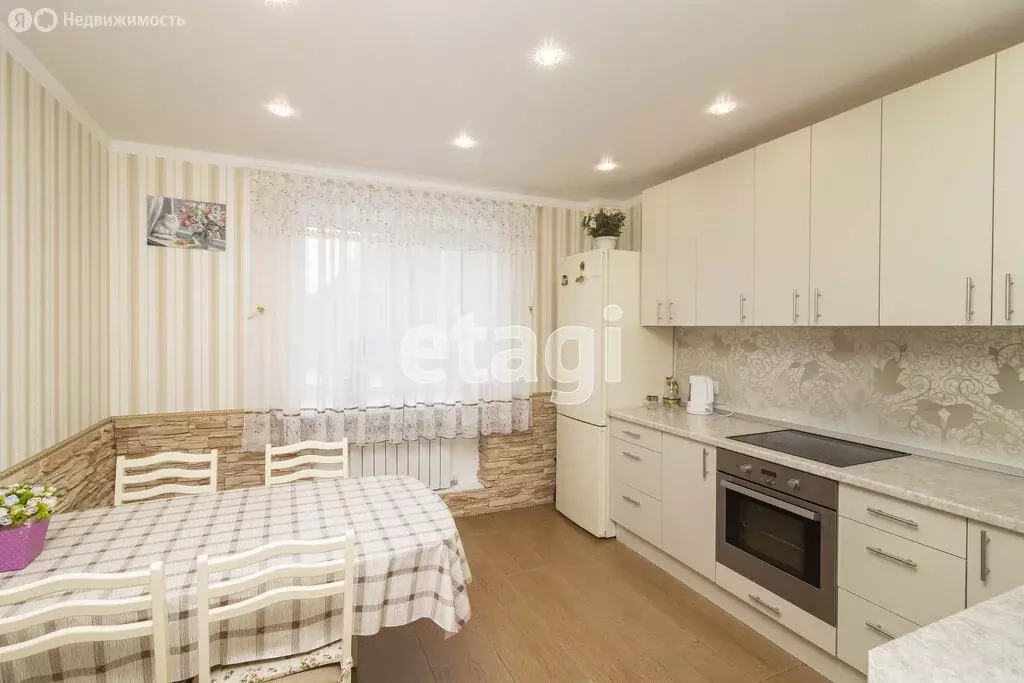 3-комнатная квартира: Тюмень, Олимпийская улица, 51 (91.8 м) - Фото 2