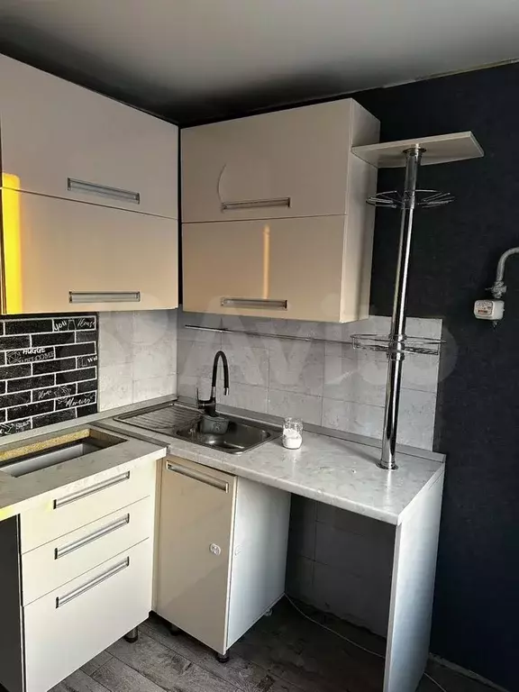 1-к. квартира, 30 м, 3/5 эт. - Фото 1