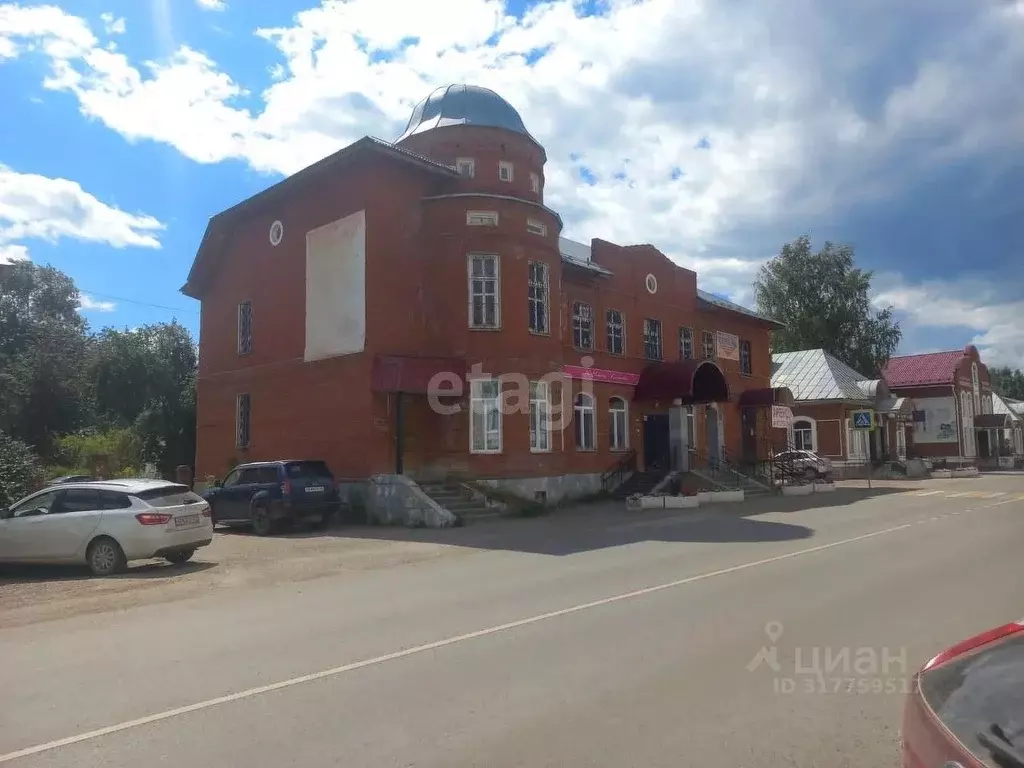 Торговая площадь в Пермский край, Оса ул. Максима Горького, 66 (182 м) - Фото 1