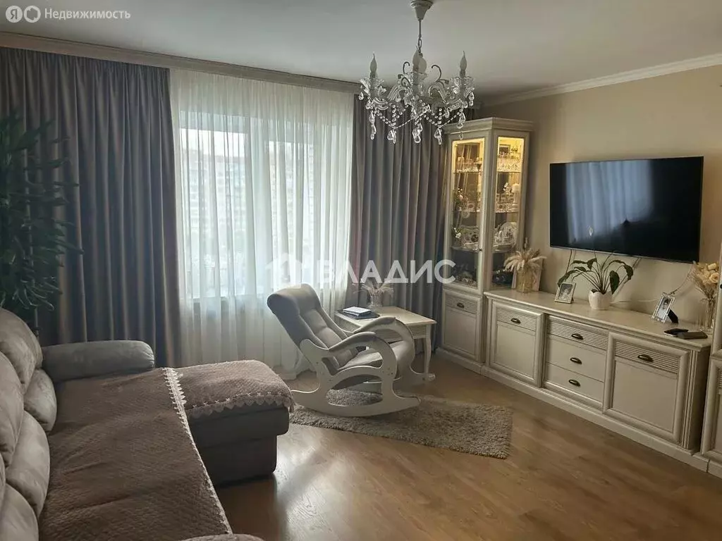 3-комнатная квартира: Санкт-Петербург, улица Бадаева, 5 (73.8 м) - Фото 2