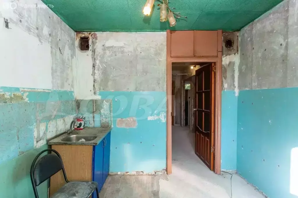3-комнатная квартира: Тобольск, микрорайон 3Б, 10 (66.4 м) - Фото 0