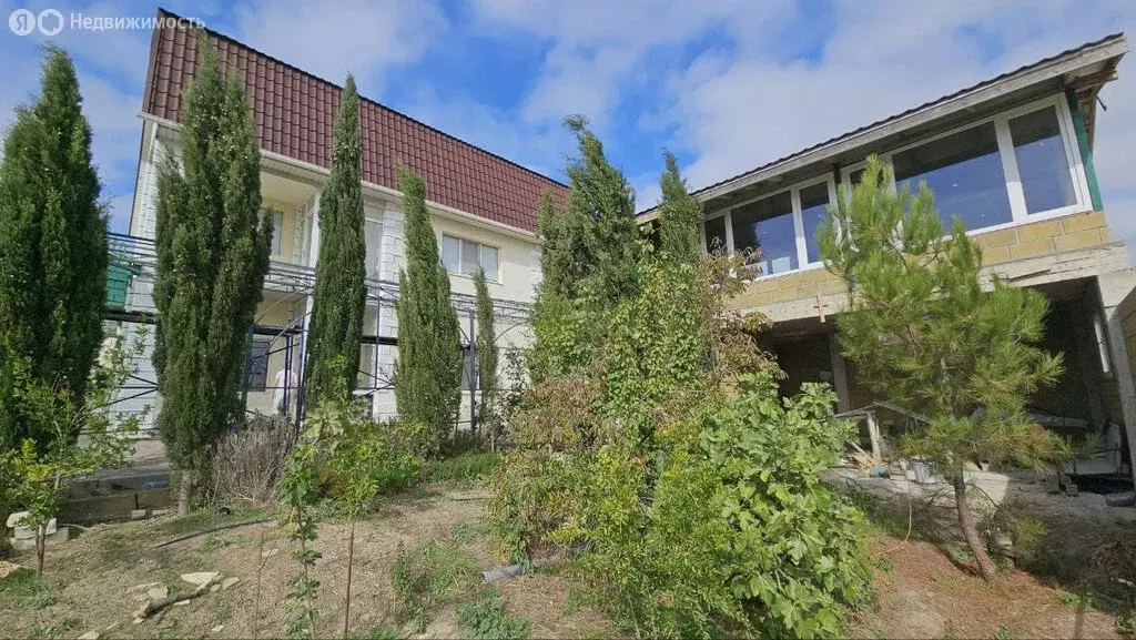 Дом в Республика Крым, муниципальный округ Судак, село Миндальное (240 ... - Фото 1