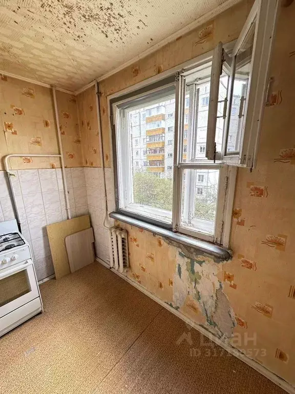 2-к кв. Свердловская область, Первоуральск Советская ул., 10А (36.0 м) - Фото 0